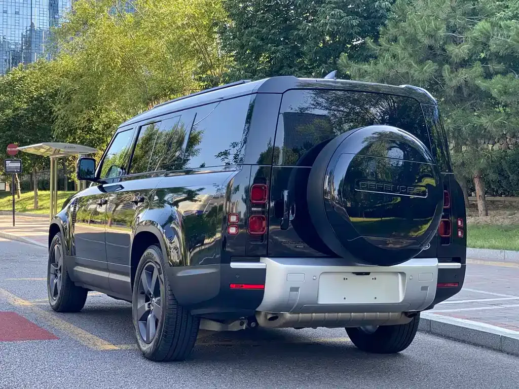 Land Rover Defender — фото 3