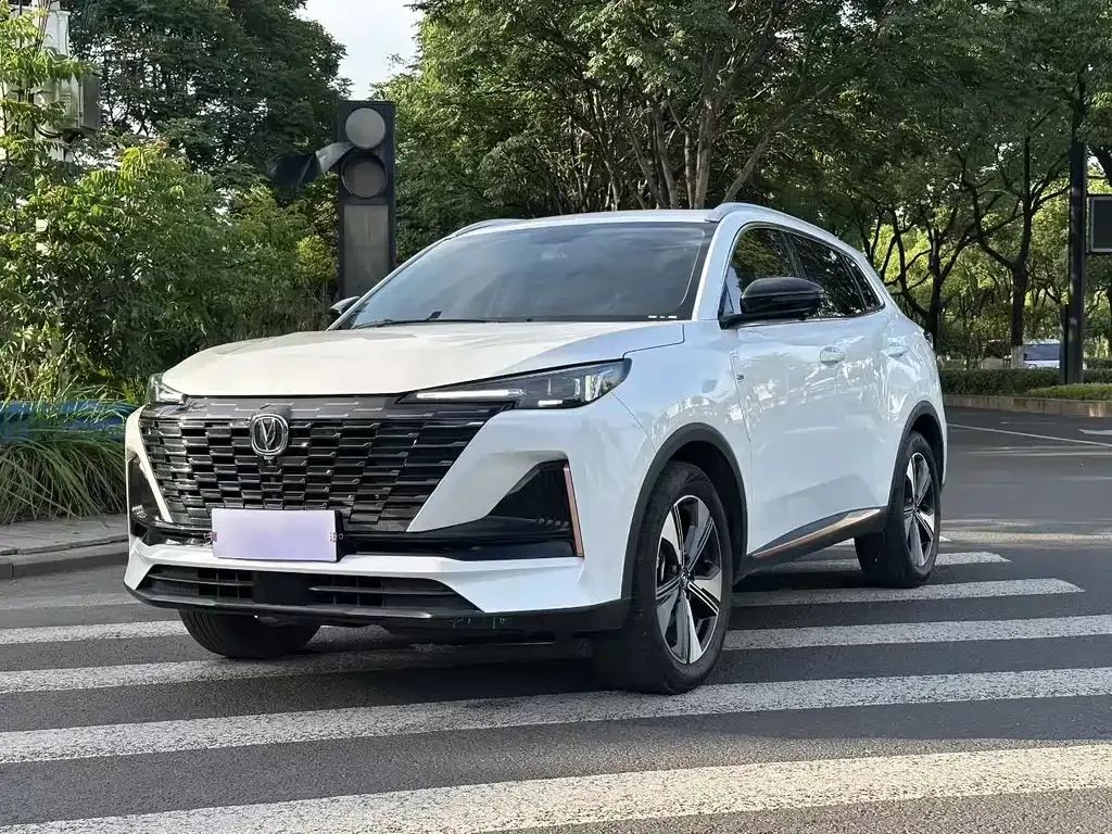 Changan CS55PLUS — фото 1