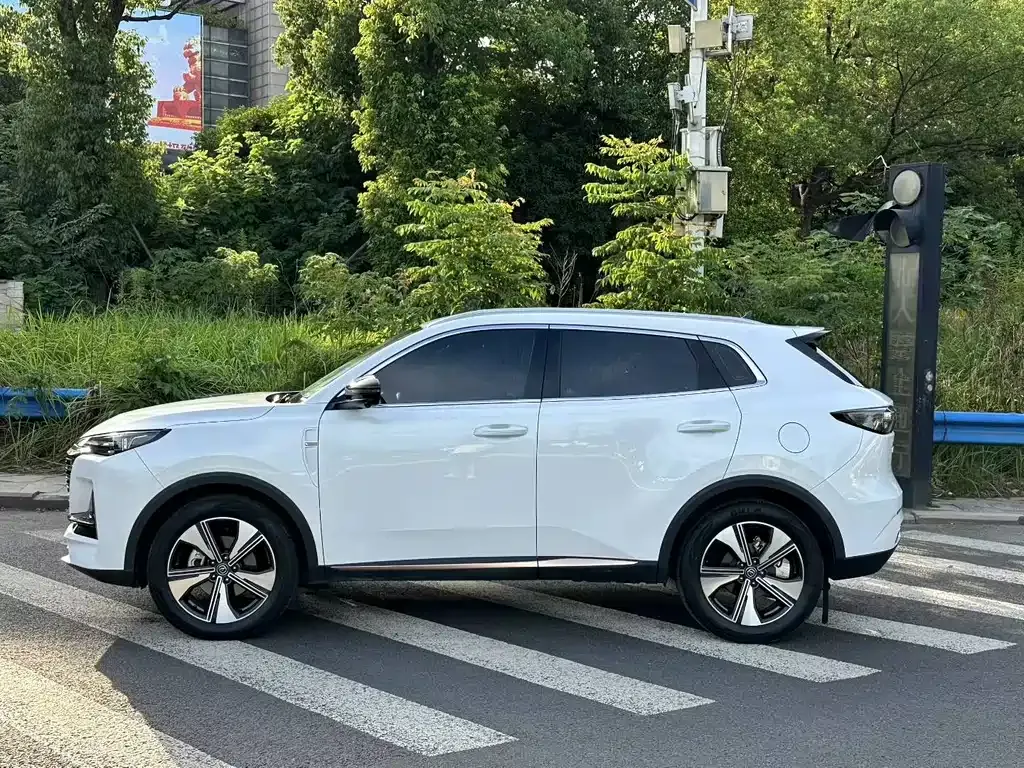 Changan CS55PLUS — фото 3