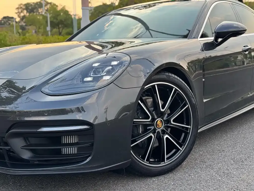 Porsche Panamera — фото 9