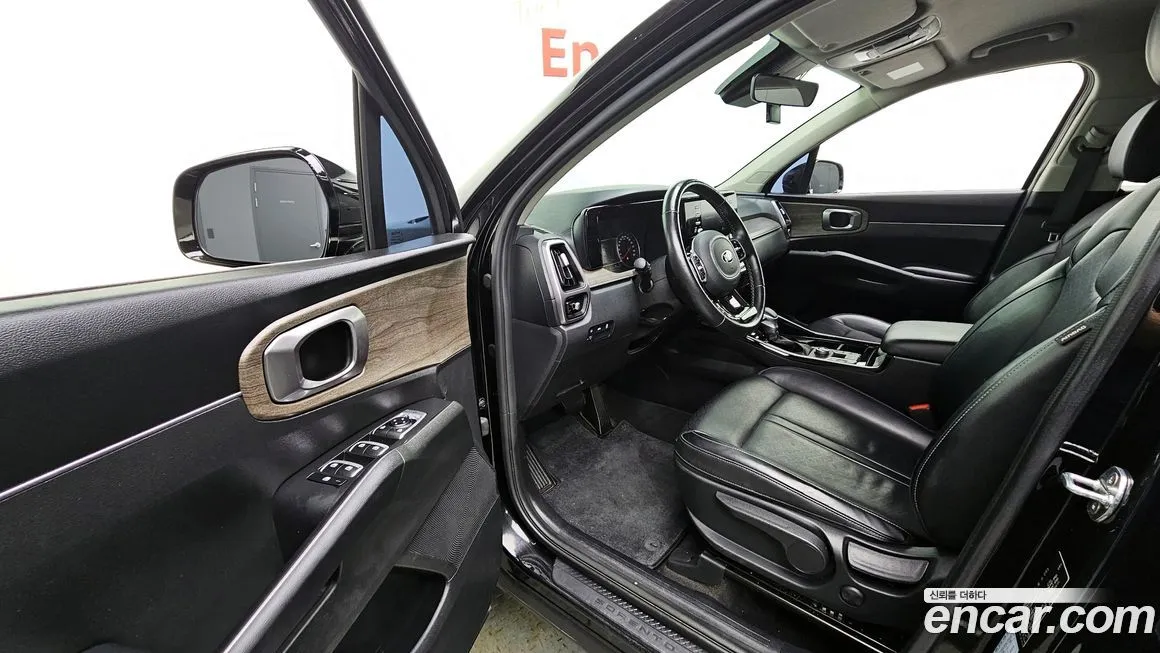 Kia Sorento — фото 10