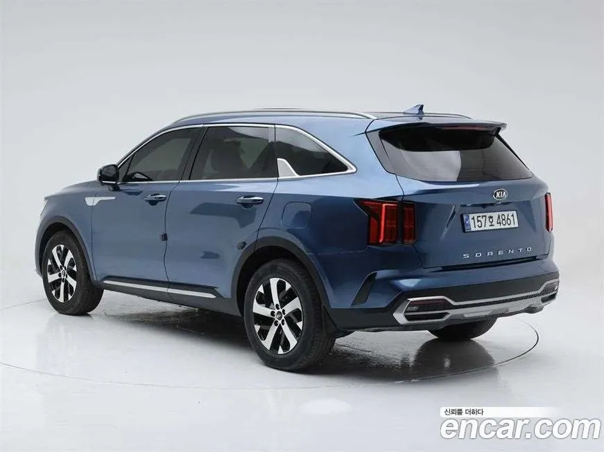 Kia Sorento — фото 4