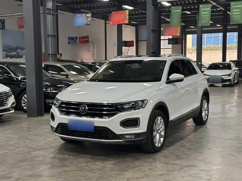 Volkswagen T-Roc — фото 3