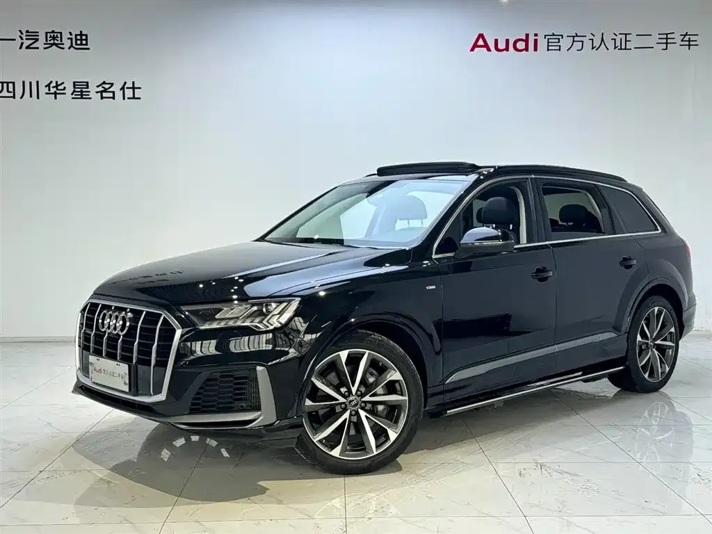 Audi Q7 — фото 1