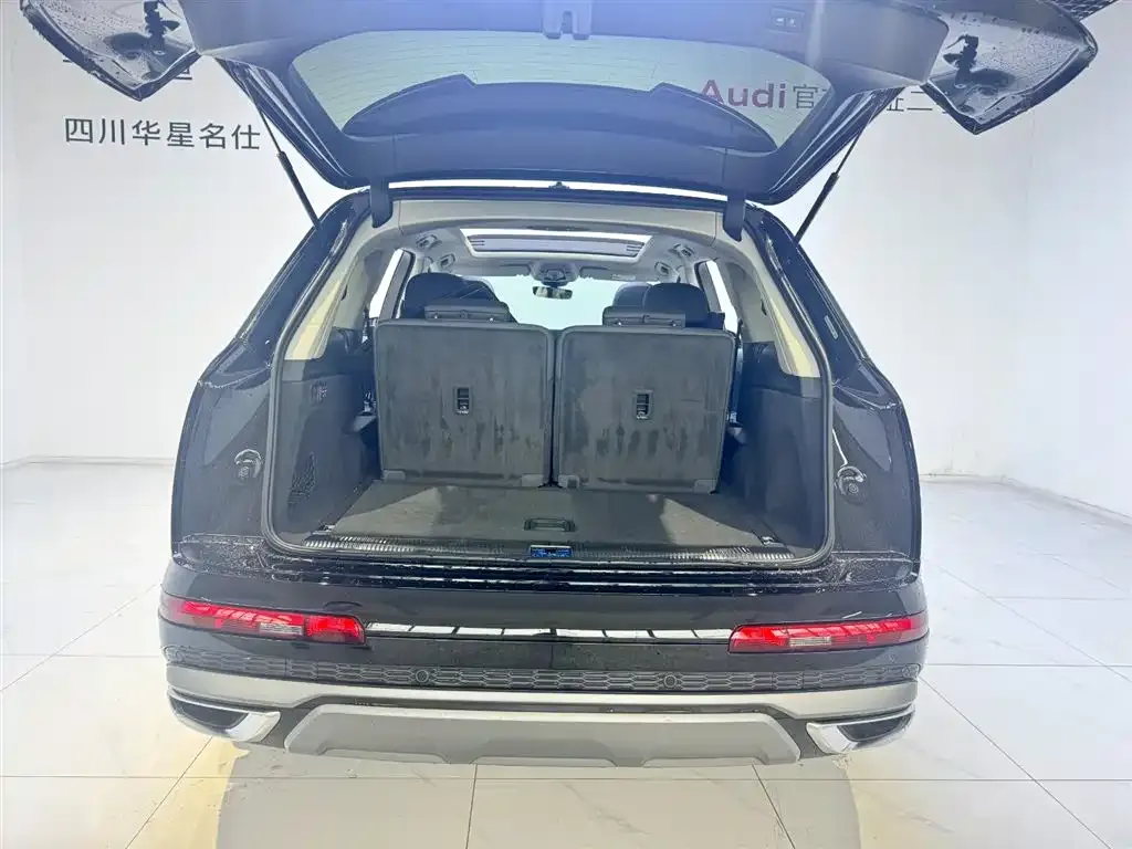 Audi Q7 — фото 6