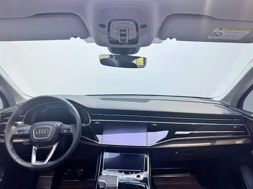 Audi Q7 — фото 8