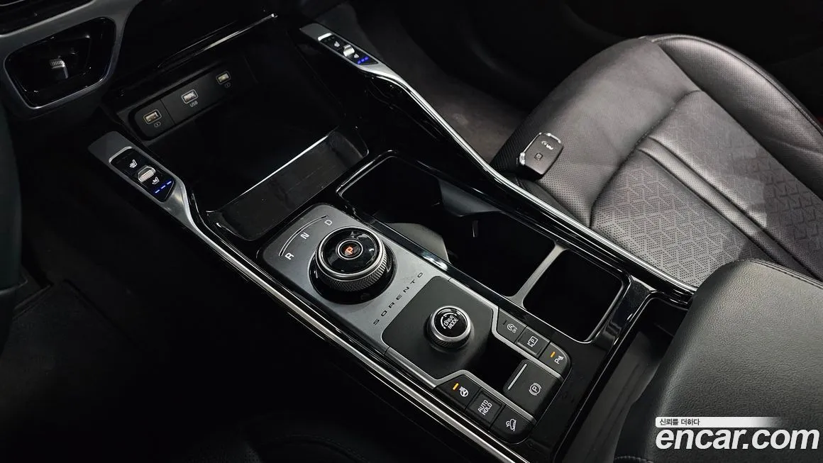 Kia Sorento — фото 9