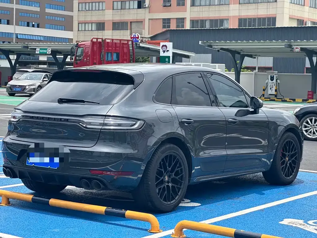 Porsche Macan — фото 4