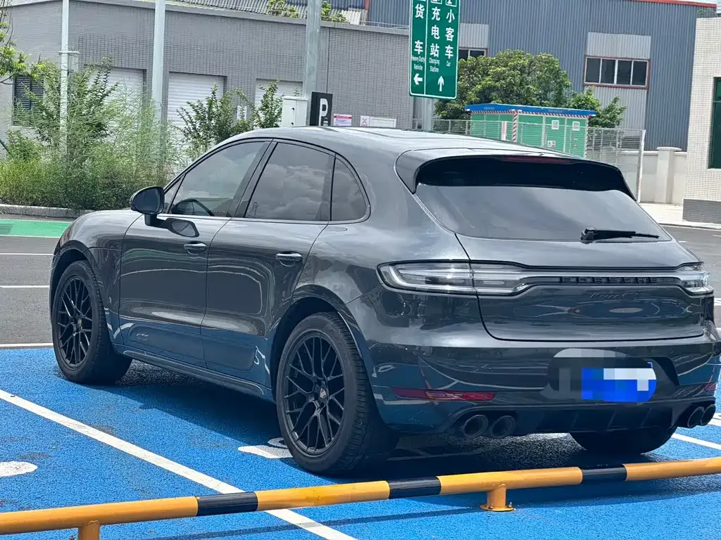 Porsche Macan — фото 6