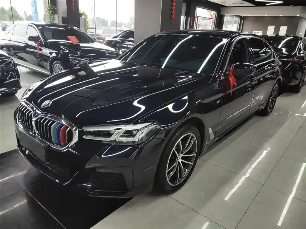 BMW 5 Series — фото 2