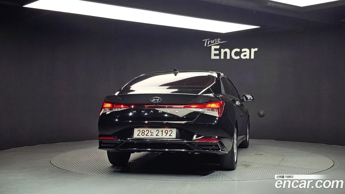 Hyundai AVANTE — фото 4