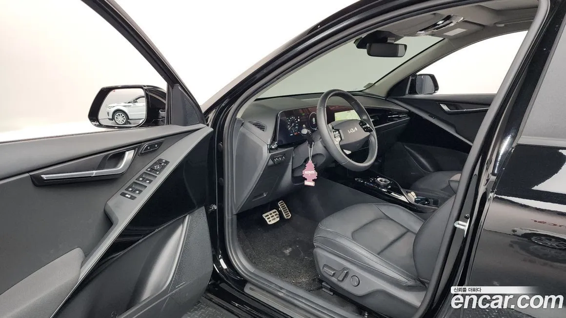 Kia Niro — фото 10