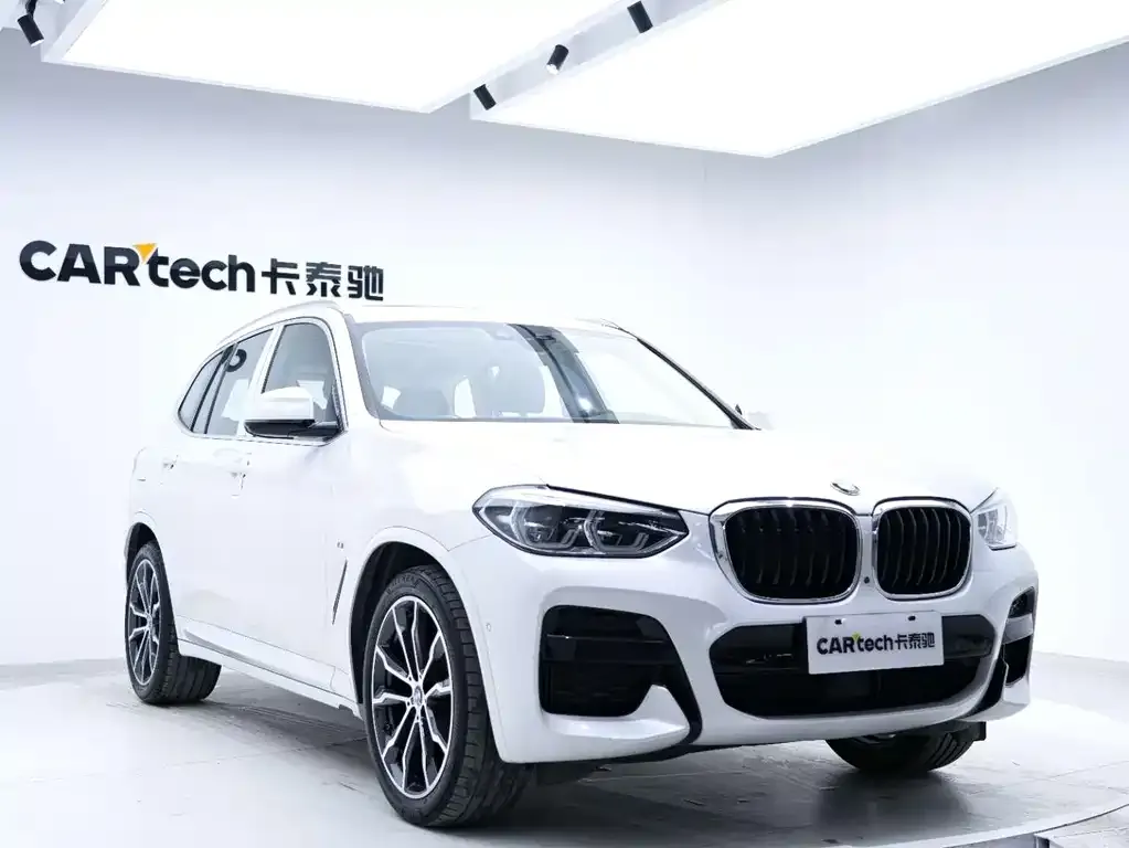 BMW X3 — фото 7