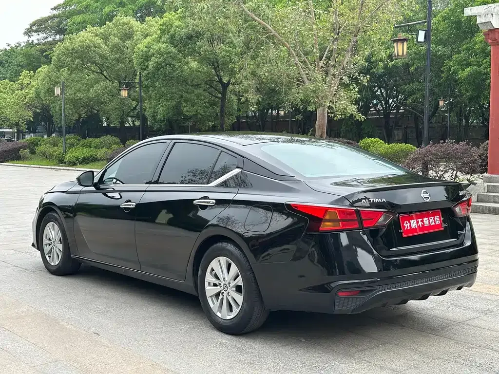 Nissan Teana — фото 3