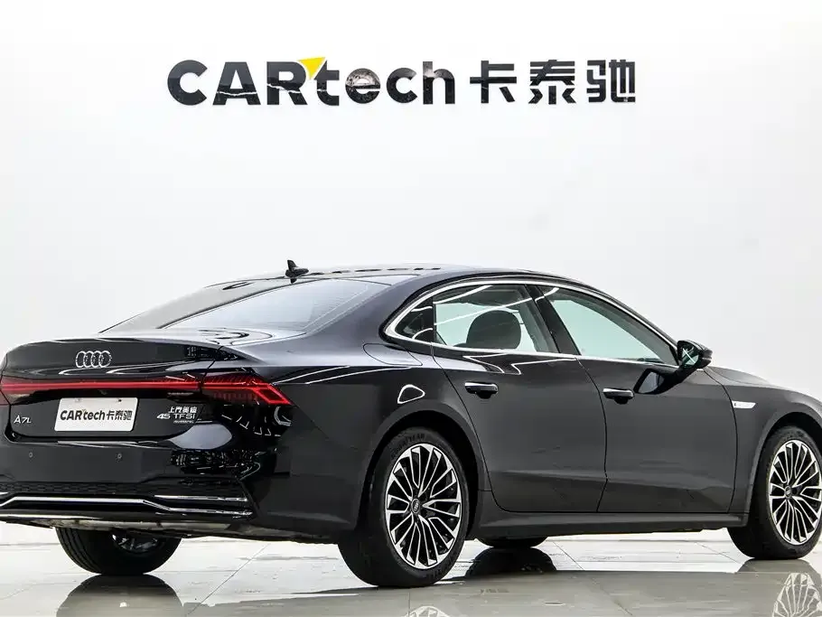 Audi A7L — фото 4