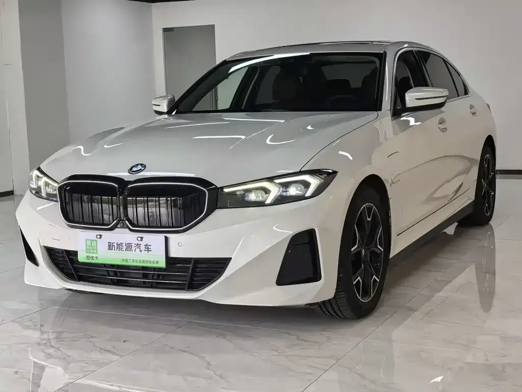 BMW i3 — фото 1