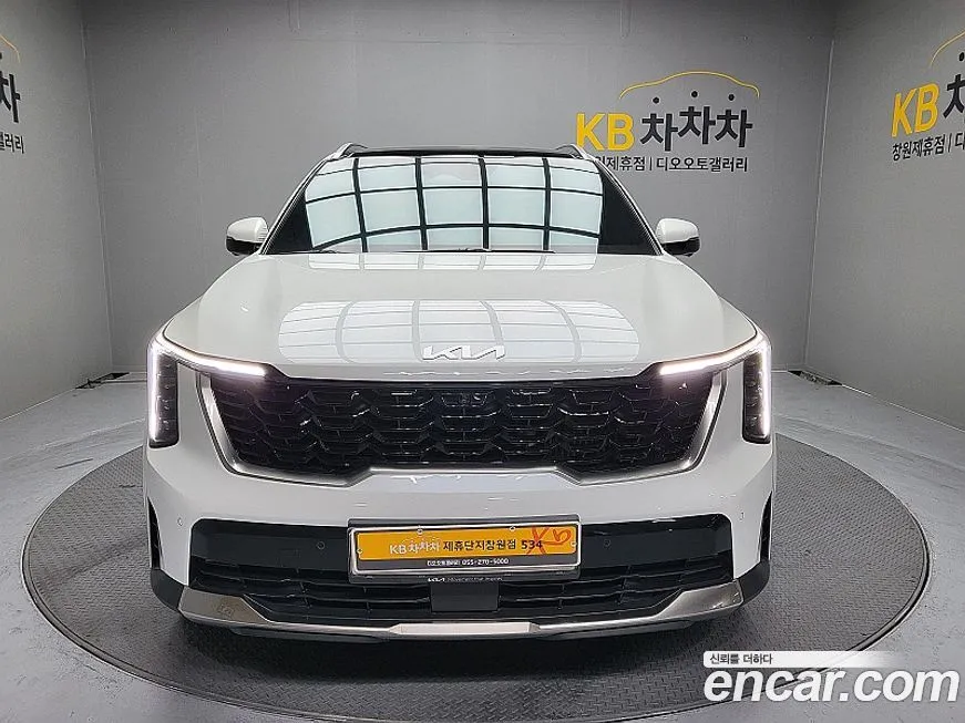 Kia Sorento — фото 1