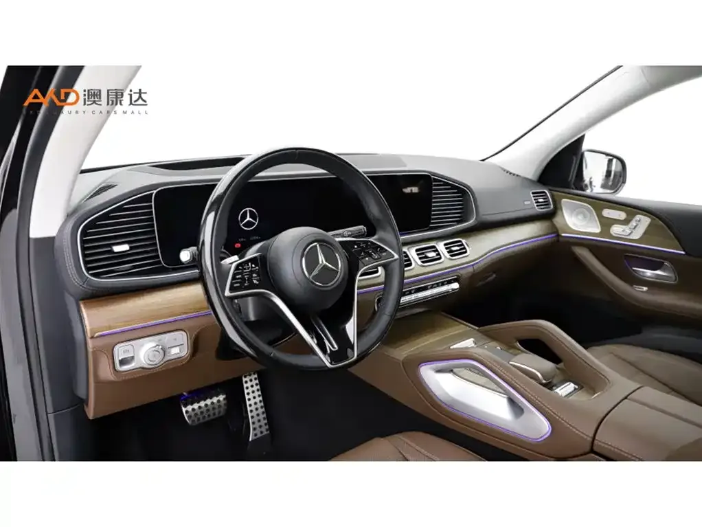 Mercedes-Benz GLS — фото 6