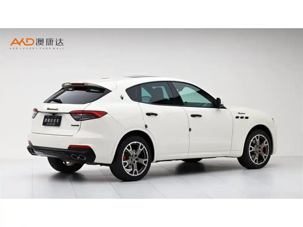 Maserati Levante — фото 3
