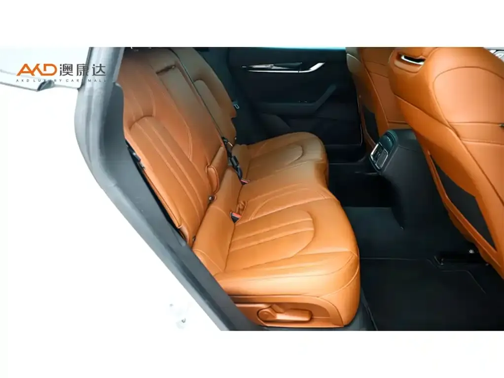 Maserati Levante — фото 8