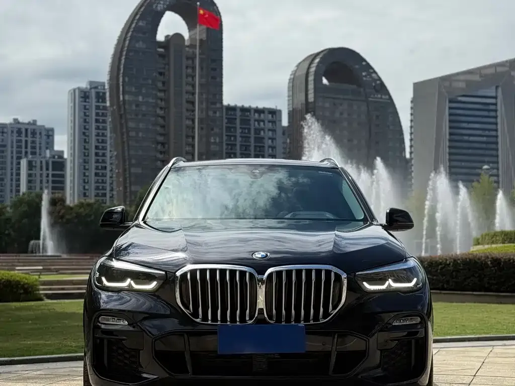 BMW X5 (Import) — фото 3