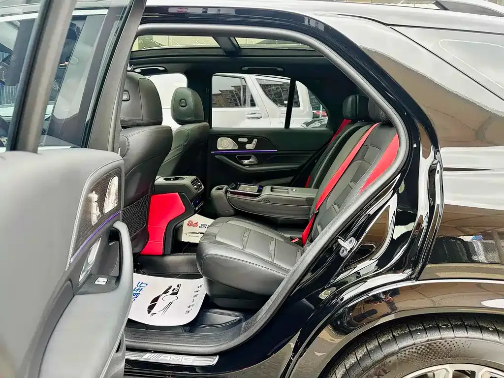 Mercedes-Benz GLE AMG — фото 7