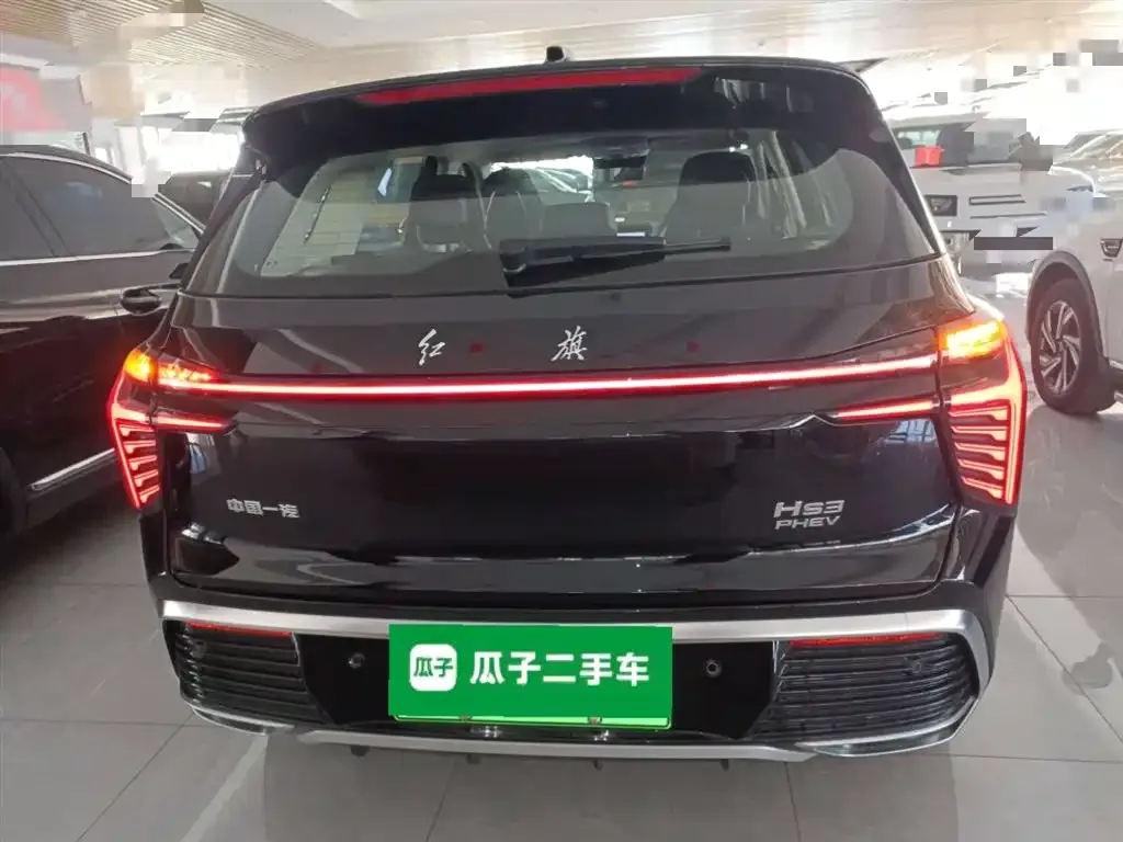 Hongqi HS3 PHEV — фото 6