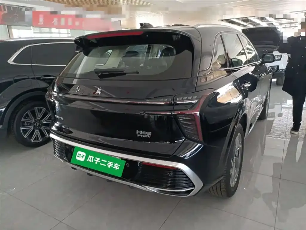 Hongqi HS3 PHEV — фото 7