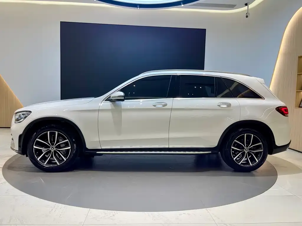 Mercedes-Benz GLC — фото 3