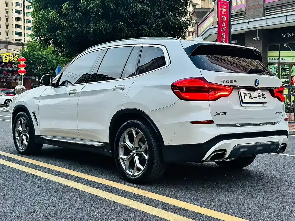 BMW X3 — фото 7