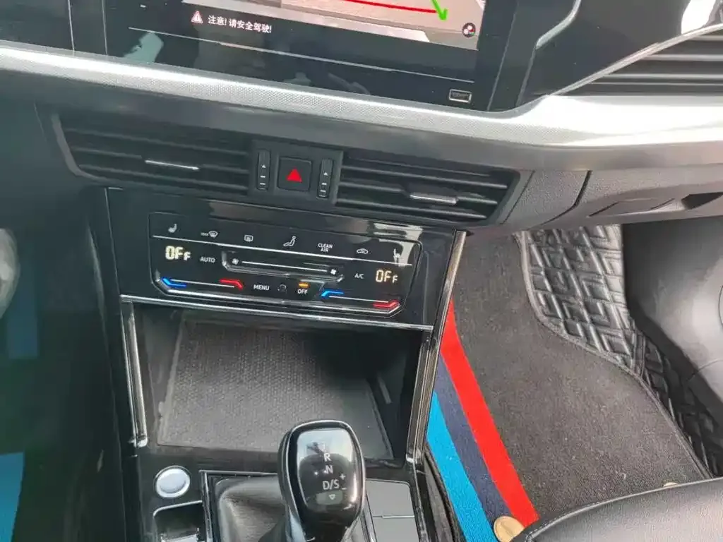 Volkswagen Passat — фото 10