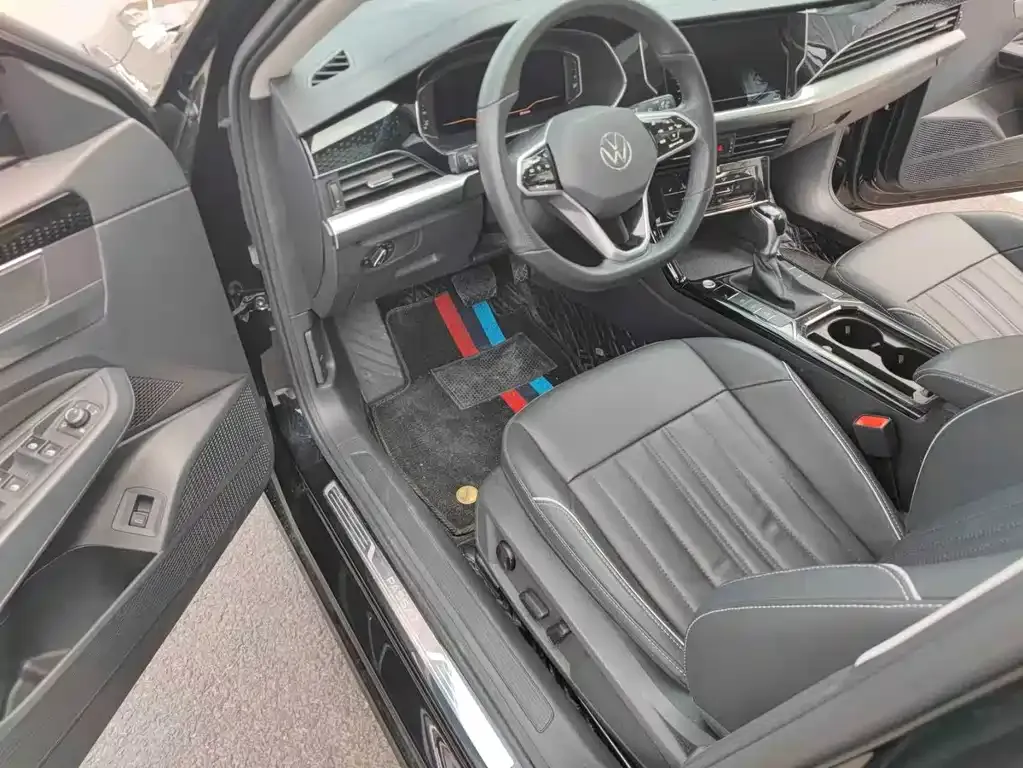 Volkswagen Passat — фото 5