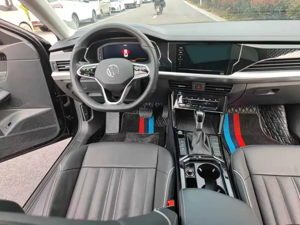 Volkswagen Passat — фото 8