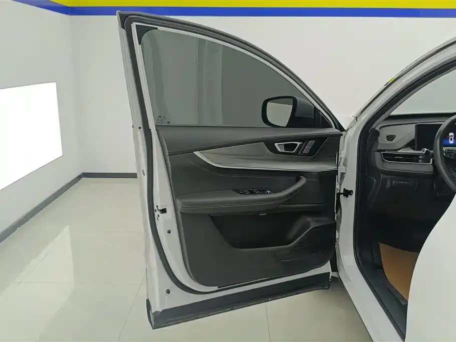 Chery Tiggo 8 PLUS — фото 7
