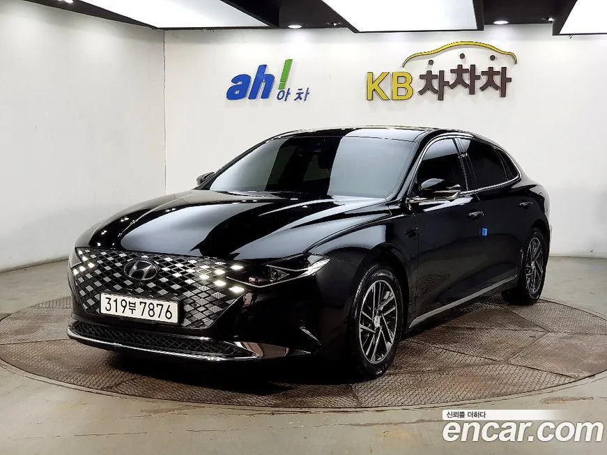 Hyundai Grandeur — фото 1