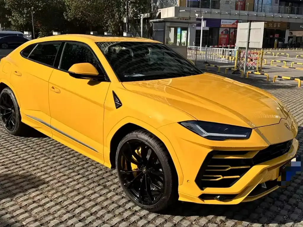 Lamborghini Urus — фото 2