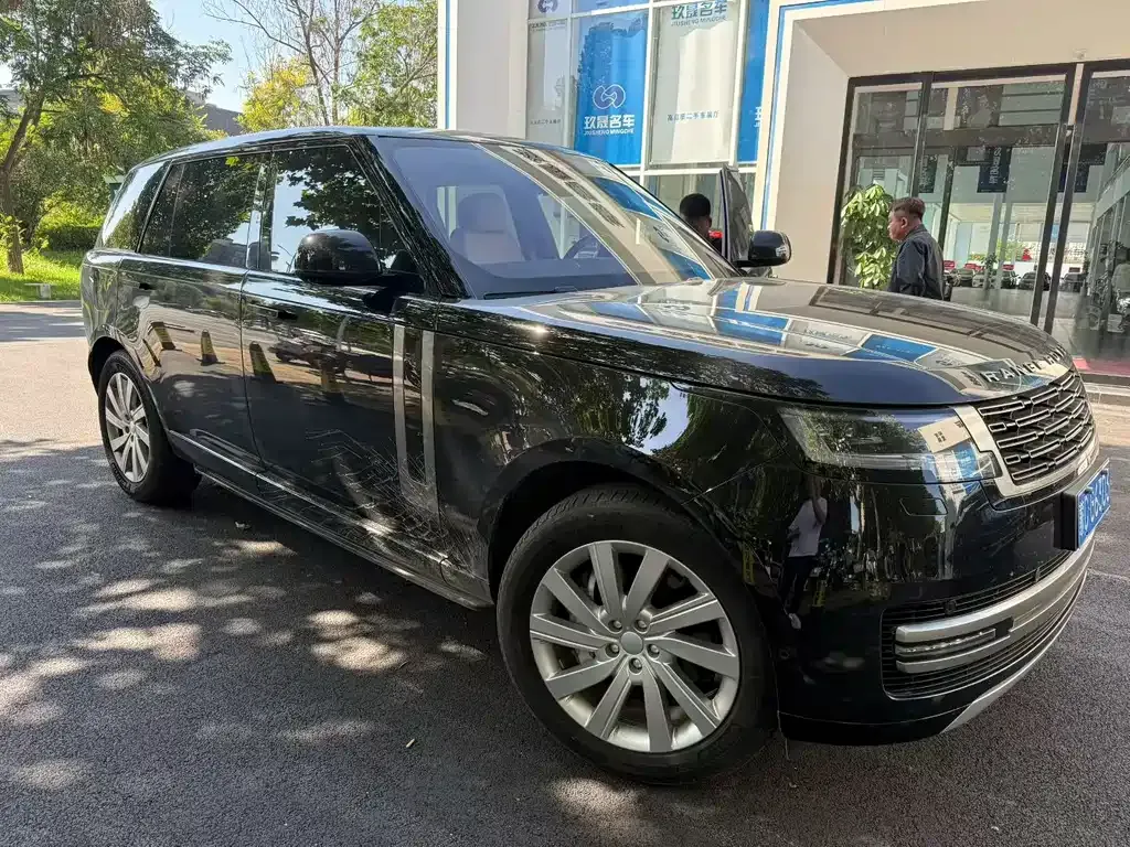 Land Rover Range Rover — фото 1