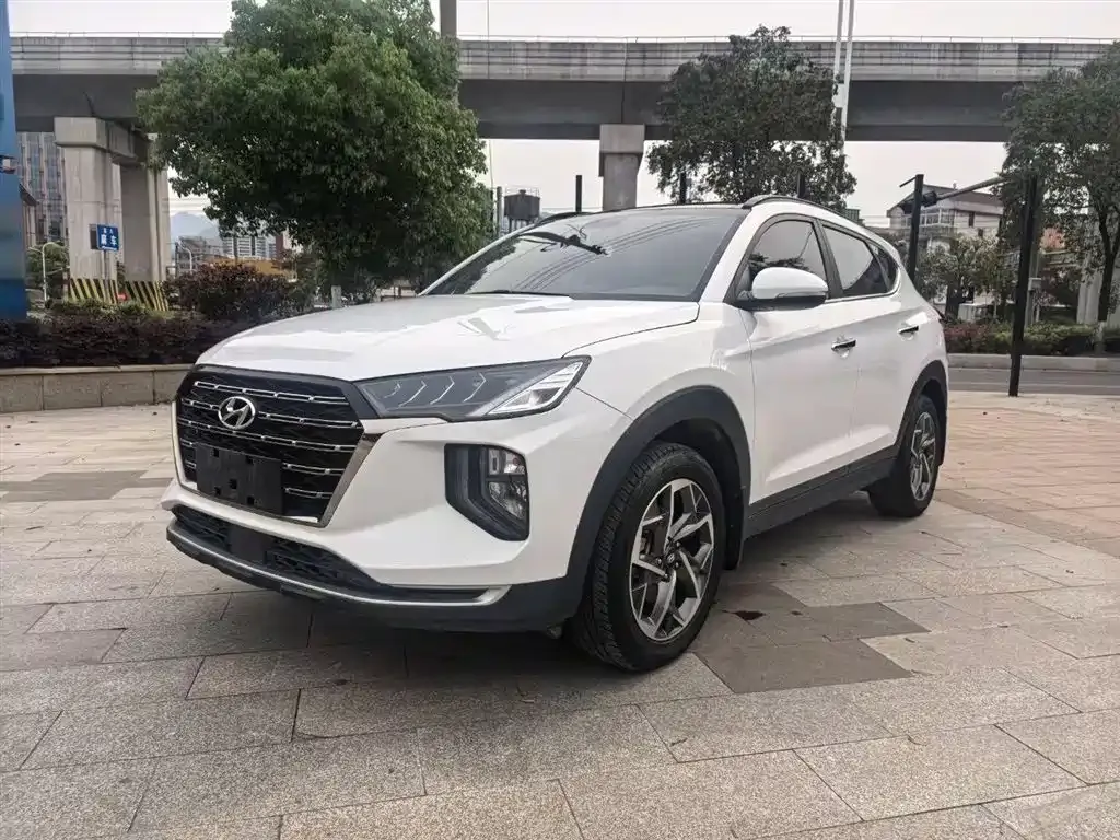 Hyundai Tucson — фото 2