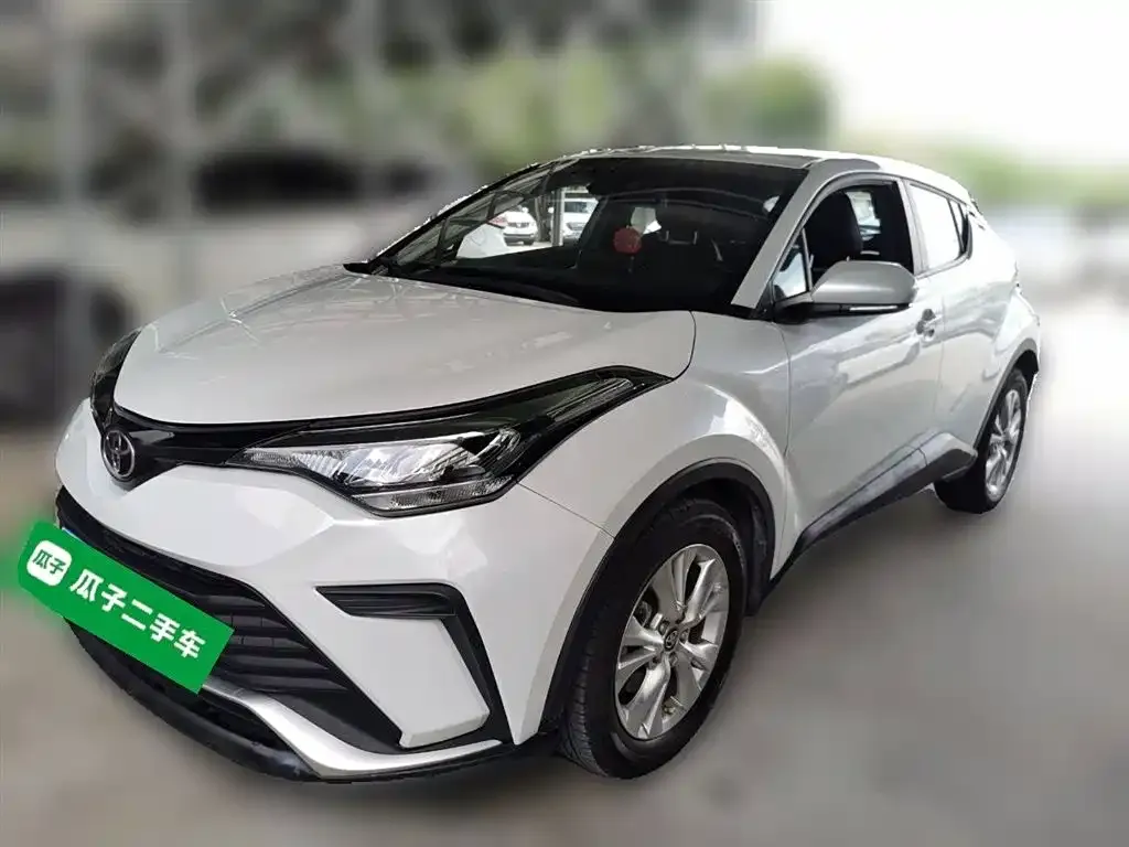 Toyota IZOA — фото 1