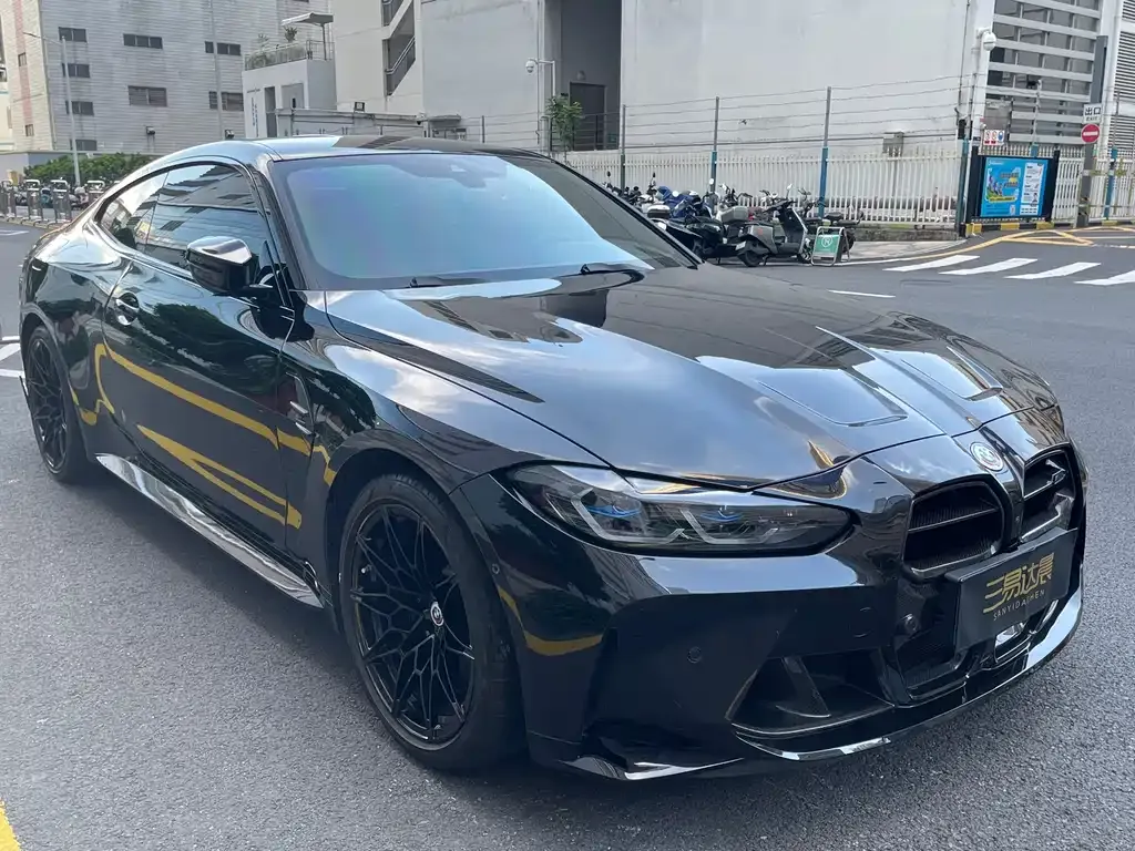 BMW M4 — фото 4