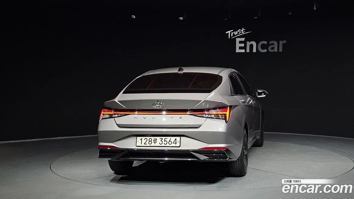 Hyundai AVANTE — фото 4