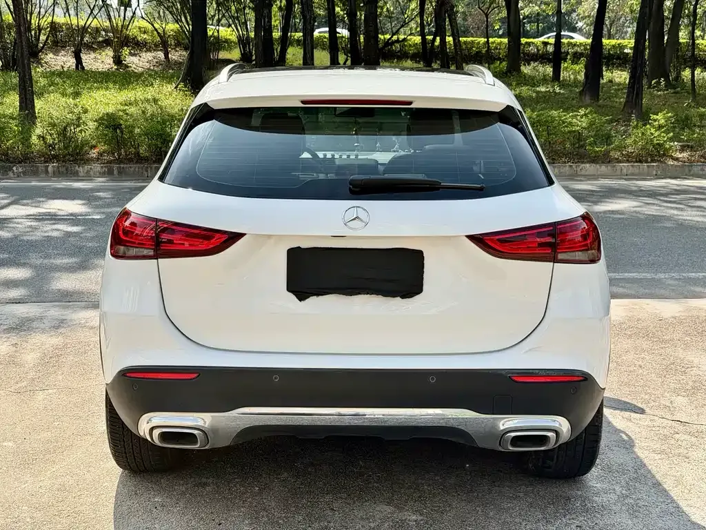 Mercedes-Benz GLA — фото 8