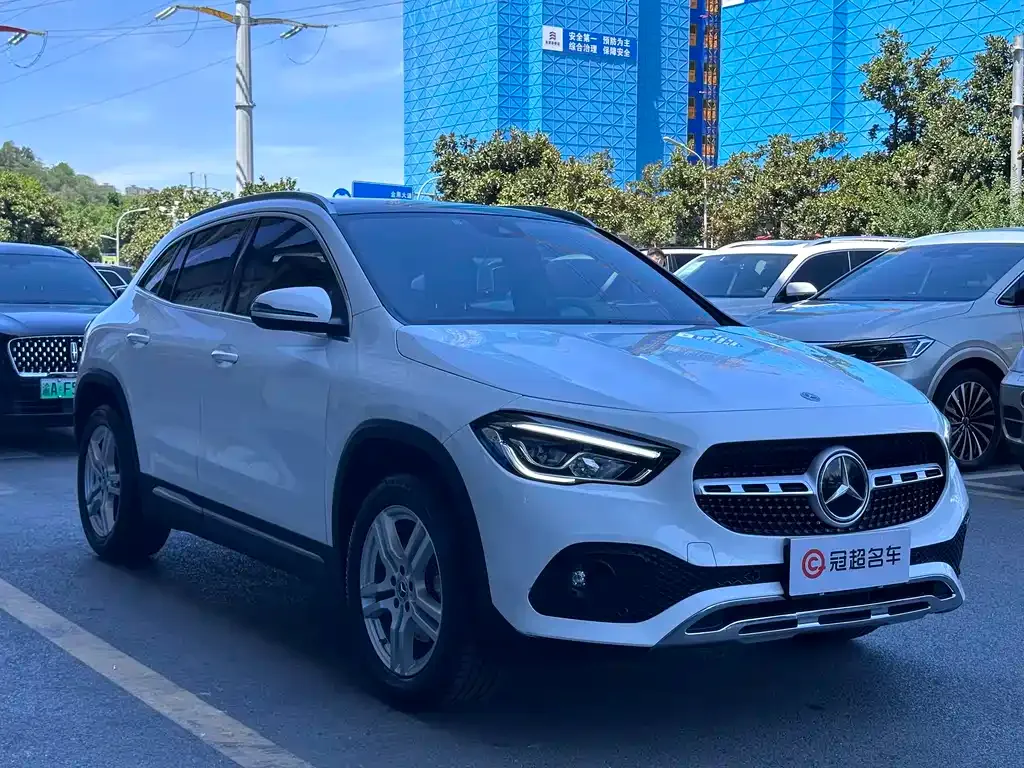 Mercedes-Benz GLA — фото 2