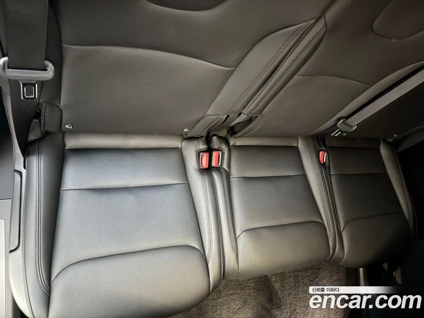 Tesla Model X — фото 10