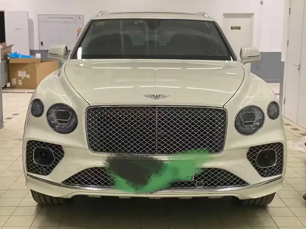 Bentley Bentayga PHEV — фото 1