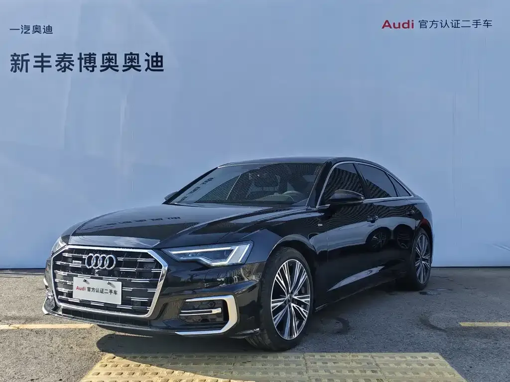Audi A6L — фото 1