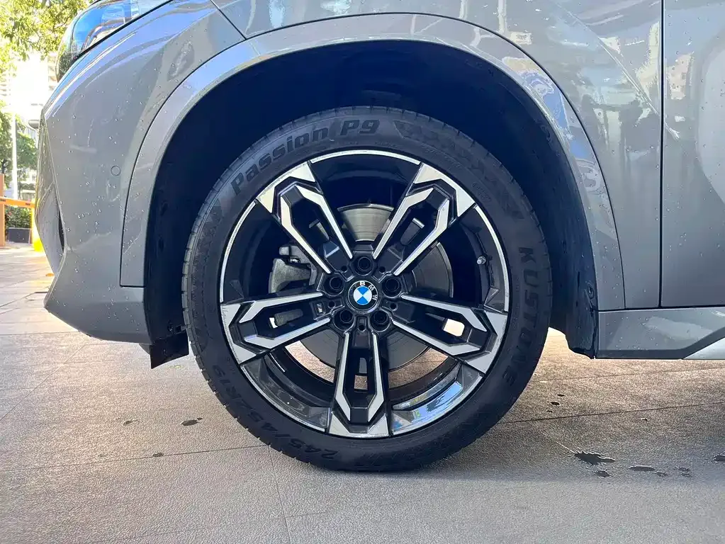 BMW X1 — фото 7