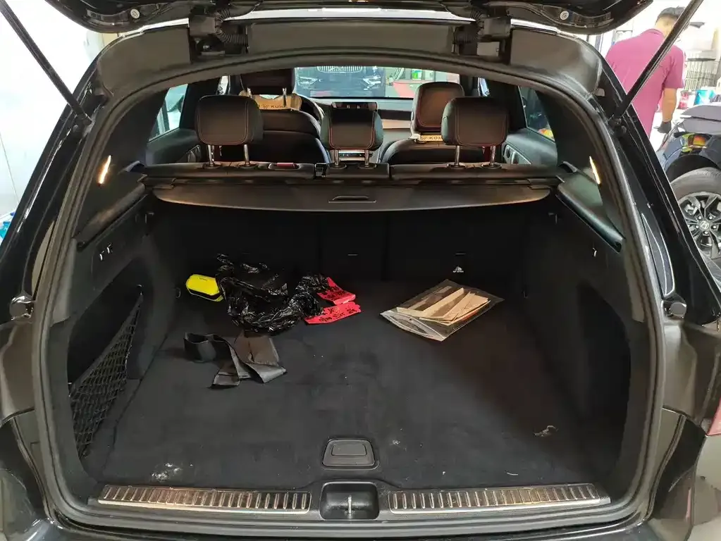 Mercedes-Benz GLC AMG — фото 9