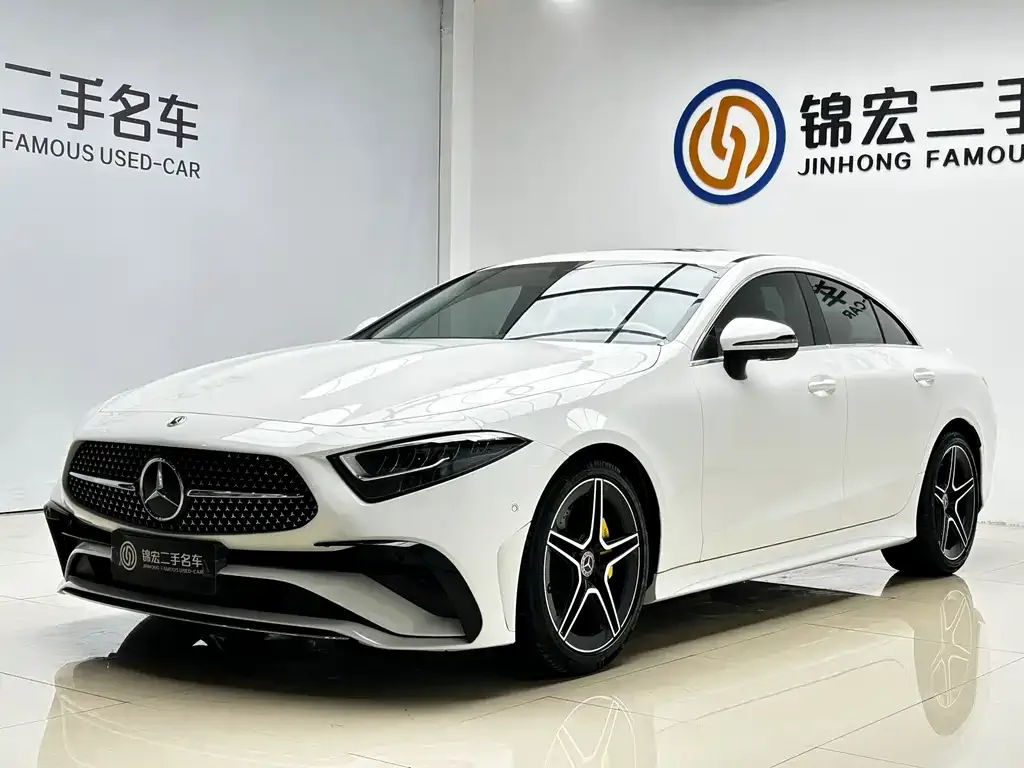 Mercedes-Benz CLS — фото 1