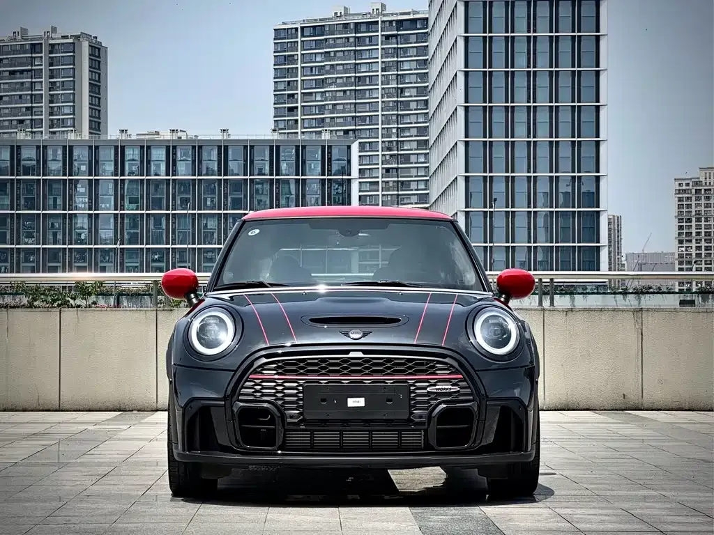 MINI JCW (John Cooper Works) — фото 2